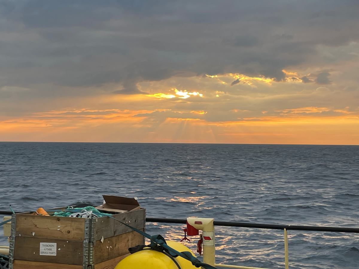sol opgang over Nordsøen på DSV Cable One.jpg